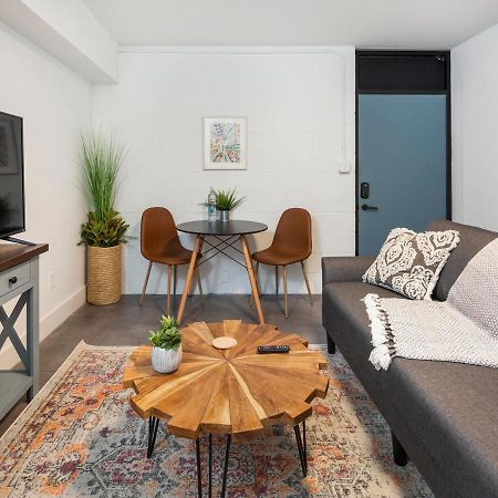 Comfortable Studio With Queen Bed, City Walkable! Leilighet Atlanta Eksteriør bilde