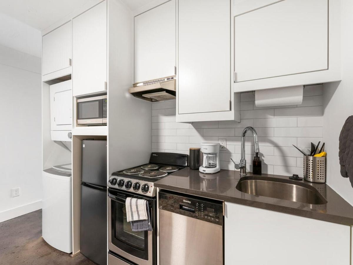 Comfortable Studio With Queen Bed, City Walkable! Leilighet Atlanta Eksteriør bilde