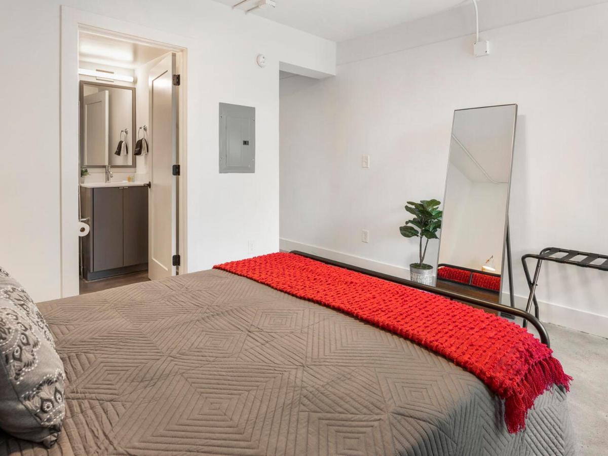 Comfortable Studio With Queen Bed, City Walkable! Leilighet Atlanta Eksteriør bilde