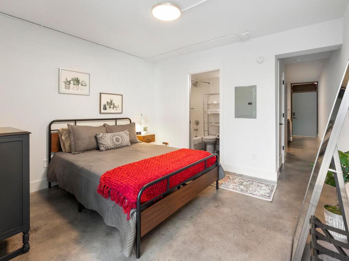 Comfortable Studio With Queen Bed, City Walkable! Leilighet Atlanta Eksteriør bilde