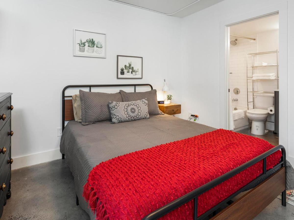 Comfortable Studio With Queen Bed, City Walkable! Leilighet Atlanta Eksteriør bilde